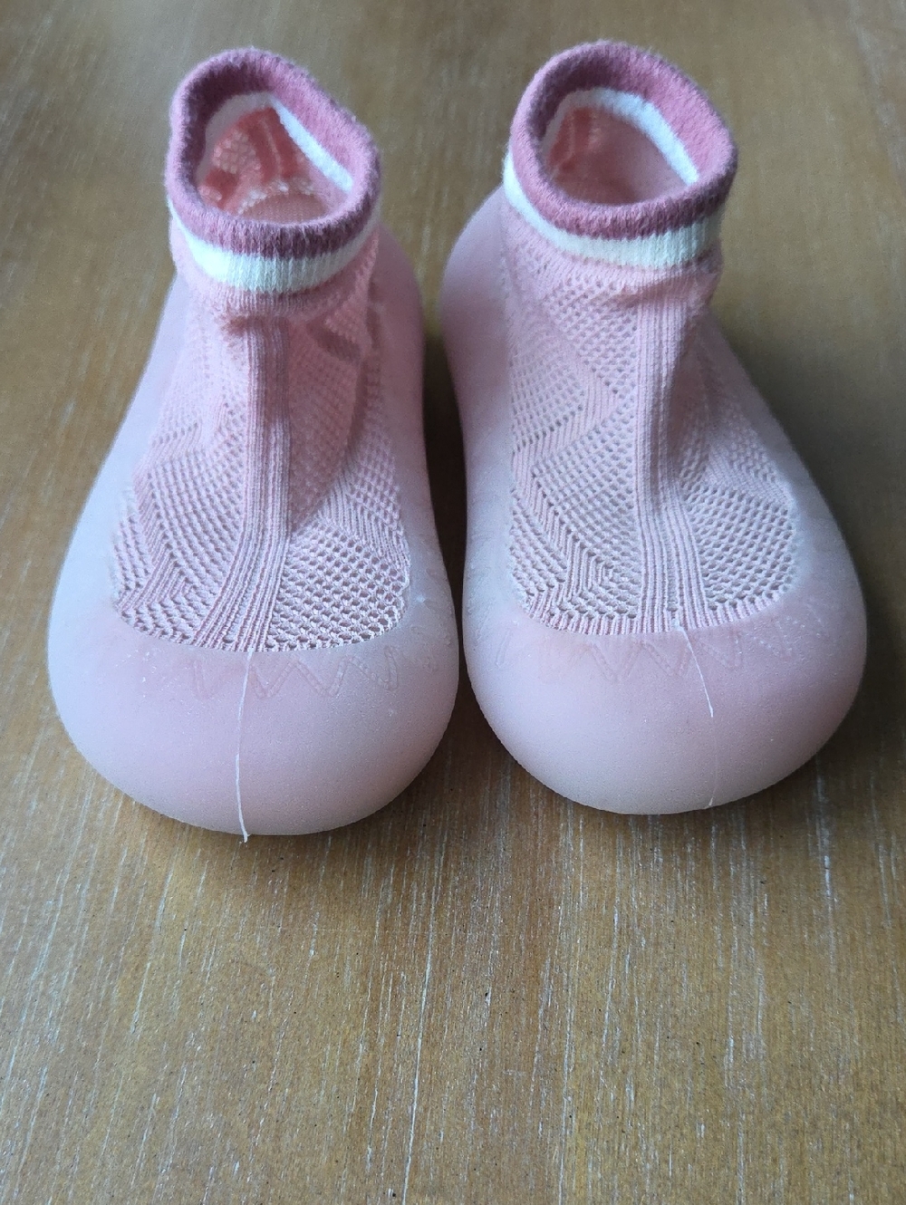 Tiny Explorings Water Sock Wide Toe Box Pink 2-4 Years